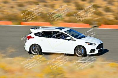 media/Nov-16-2024-Extreme Speed (Sat) [[6587d07cc4]]/Gold Group/Session 3 (The Bowl)/